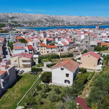 Apartmani Nana Mija Pag Town Exterior photo
