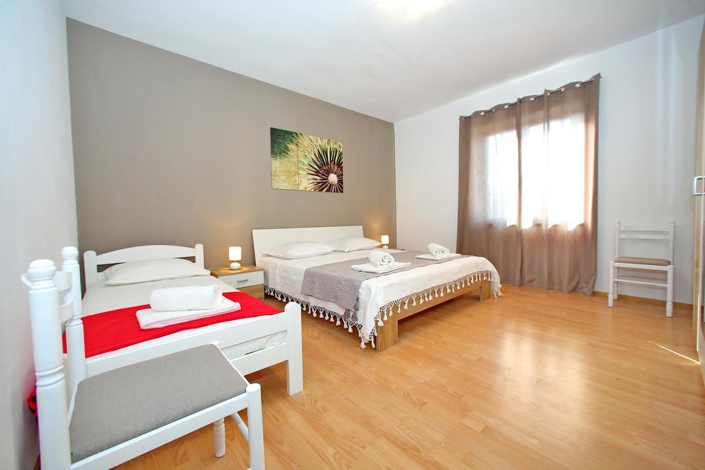 Apartment Nana Mija *