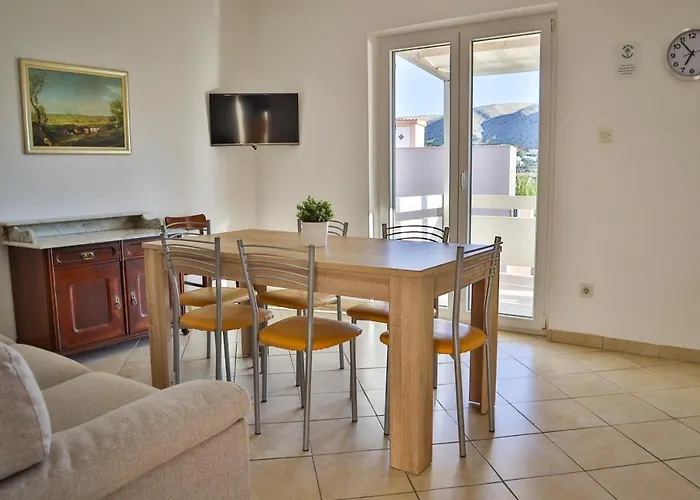 Apartmani Nana Mija